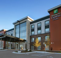 Holiday Inn Express  Suites Brookfield - Accommodation Philadelphia