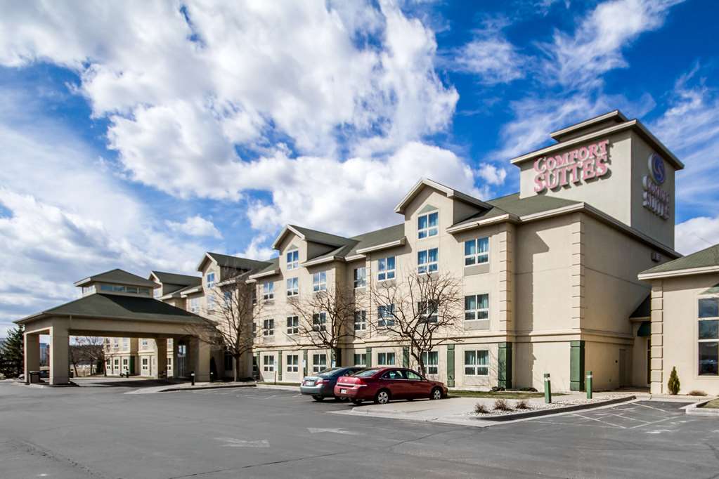 Comfort Suites - thumb 1