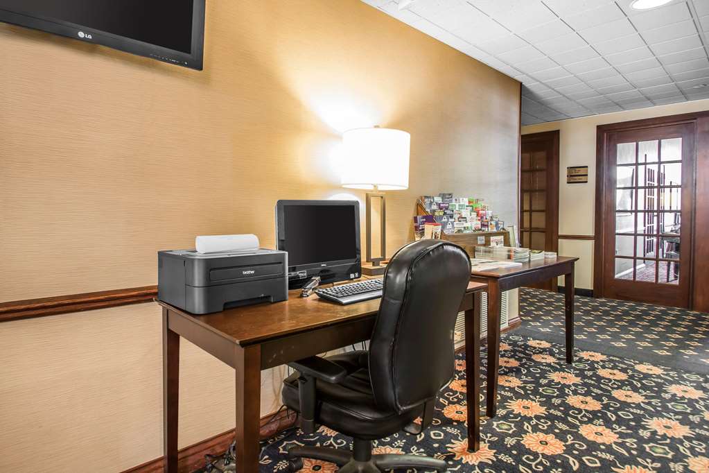 Comfort Suites - thumb 16