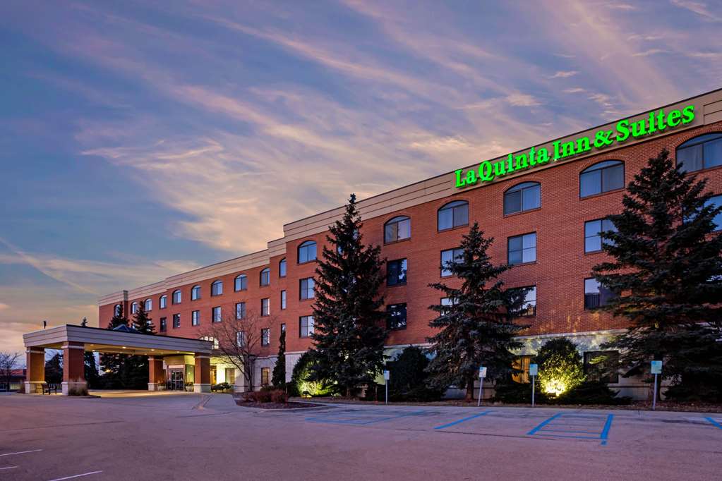 La Quinta Inn & Suites American Center - thumb 1
