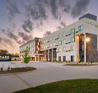 Courtyard Ames - Accommodation Philadelphia