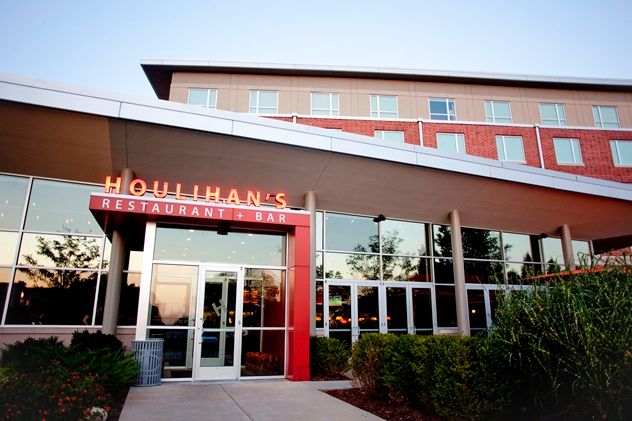 I Hotel & Conference Center - thumb 4