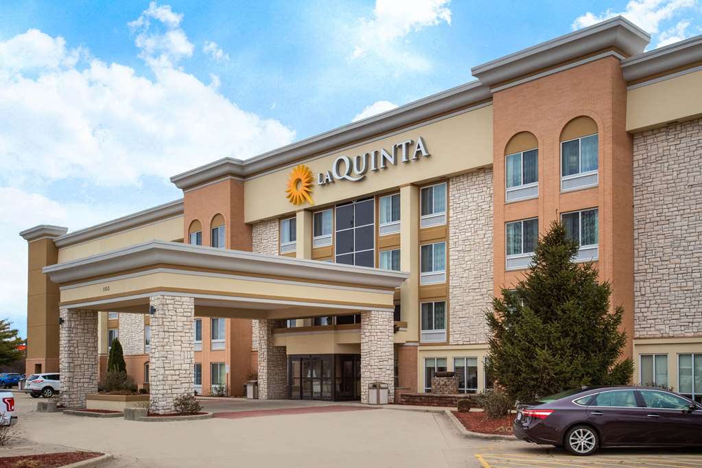 La Quinta Inn & Suites Effingham - thumb 0