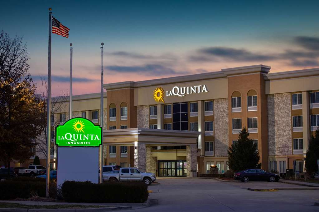 La Quinta Inn & Suites Effingham - thumb 1