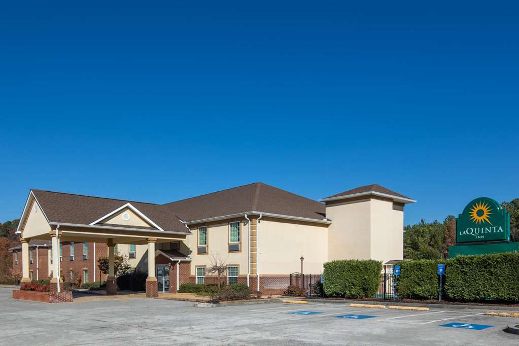 La Quinta Inn Calhoun - thumb 1