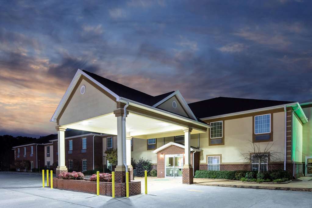 La Quinta Inn Calhoun - thumb 3