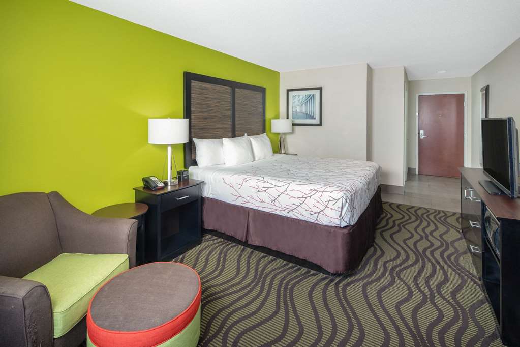 La Quinta Inn Calhoun - thumb 7