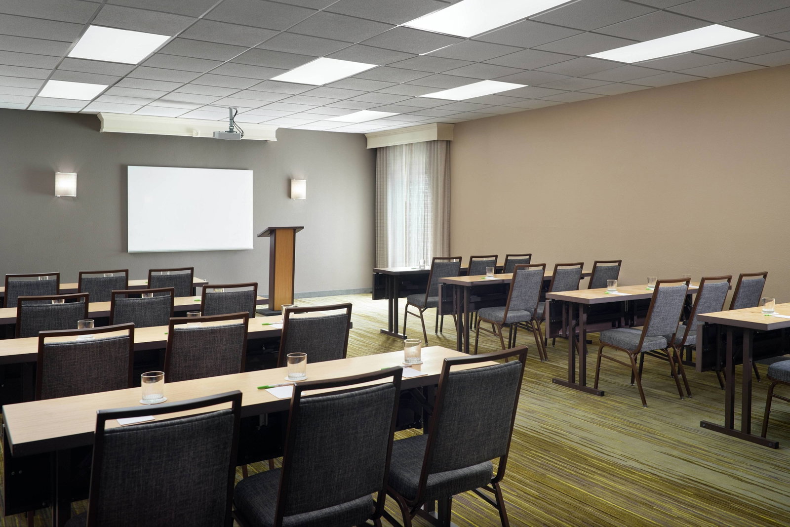 Courtyard By Marriott Macon - thumb 8