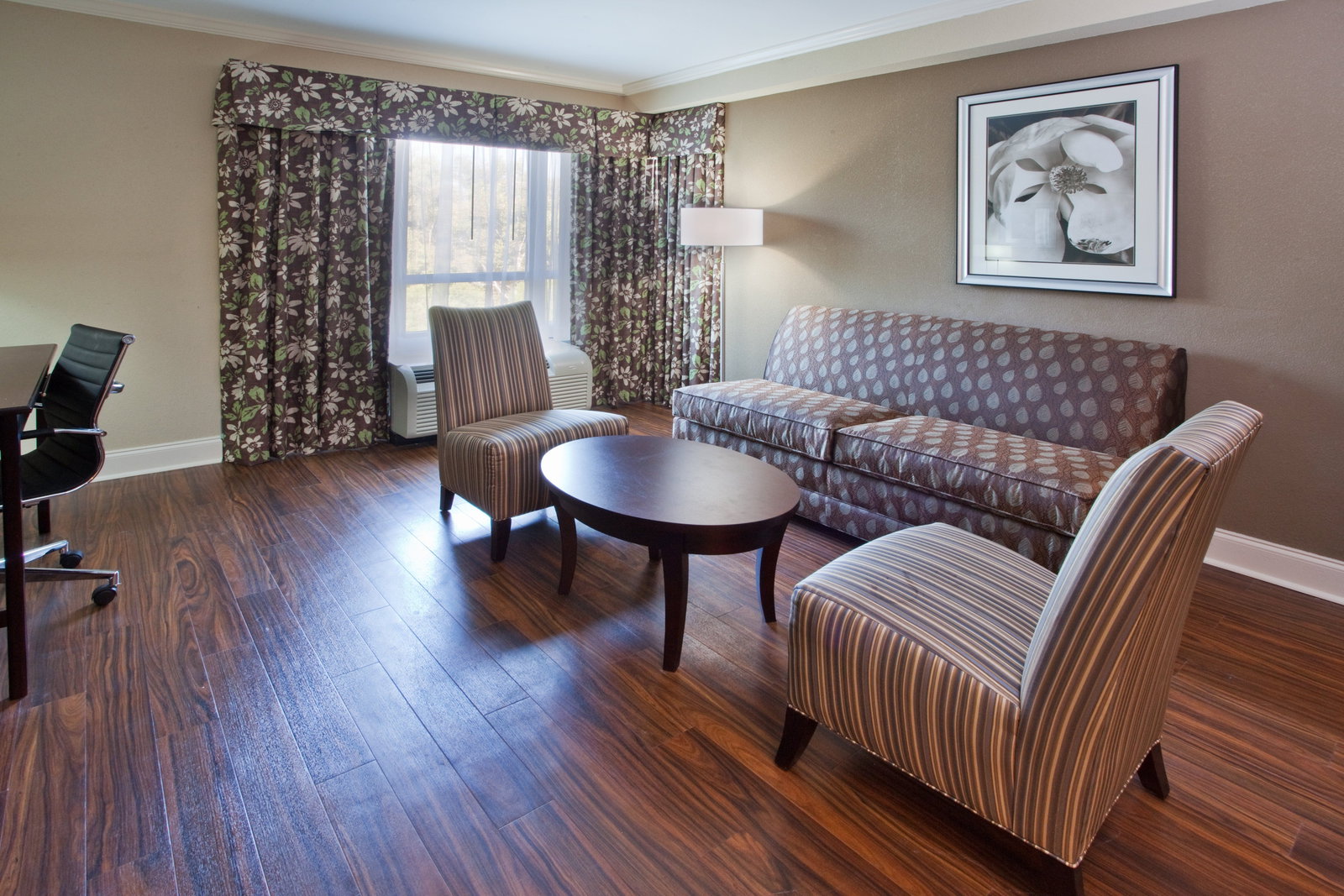 Holiday Inn Macon North - thumb 11