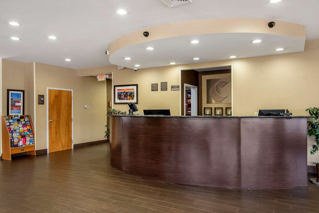 Comfort Suites Macon - thumb 3