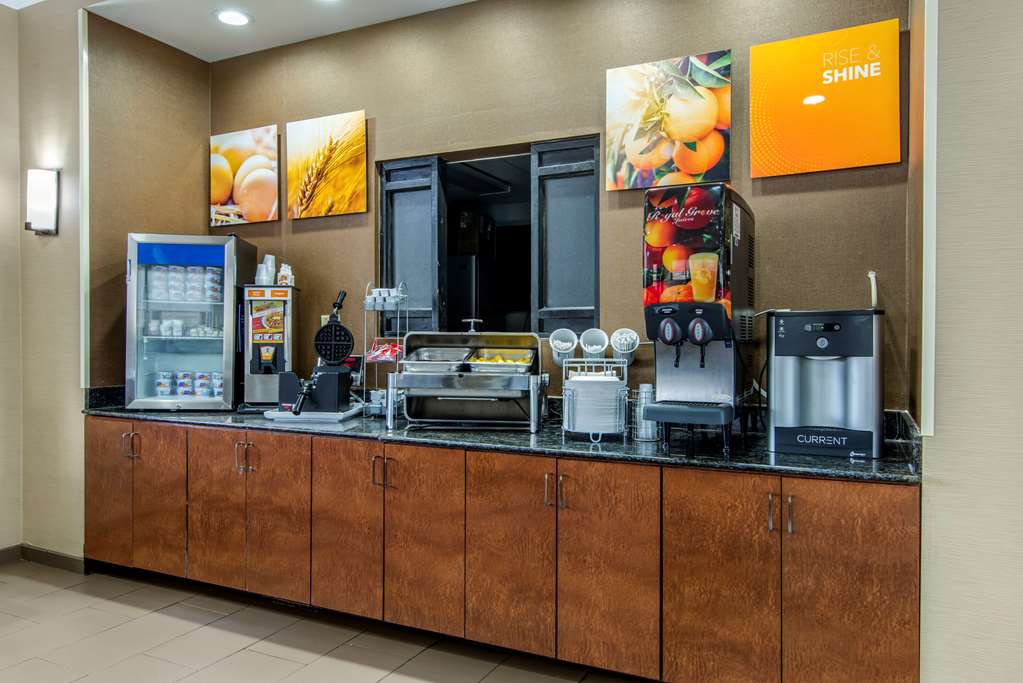 Comfort Suites Macon - thumb 9