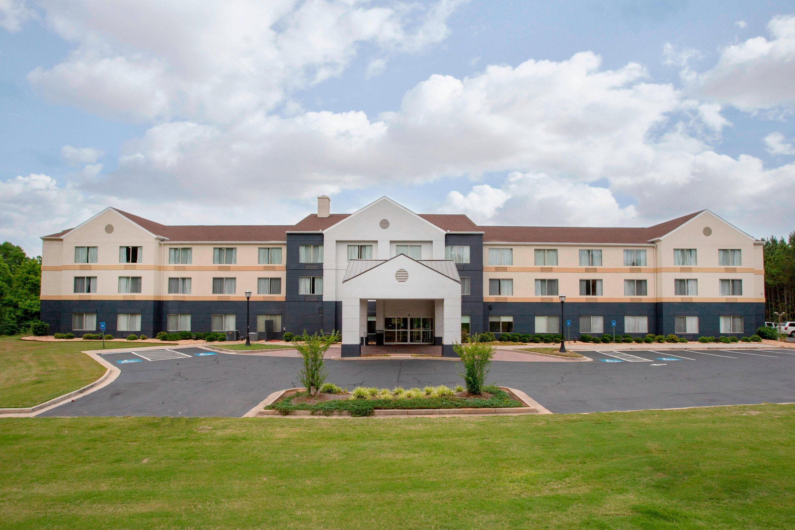 Fairfield Inn & Suites Macon - thumb 0