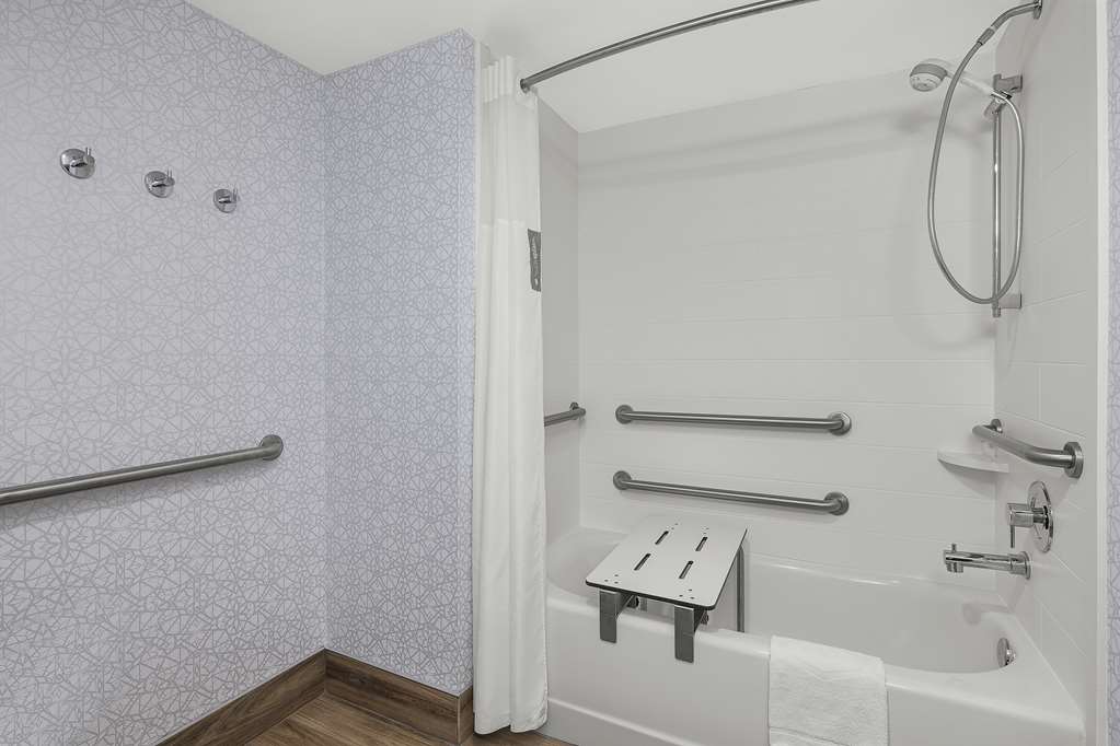 Hampton Inn & Suites Macon - thumb 10