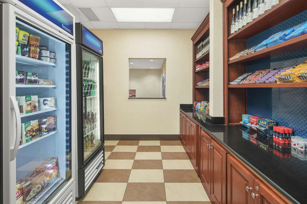 Hampton Inn & Suites Macon - thumb 14