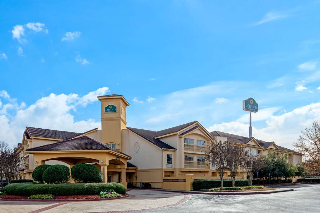 La Quinta Inn & Suites Macon - thumb 1