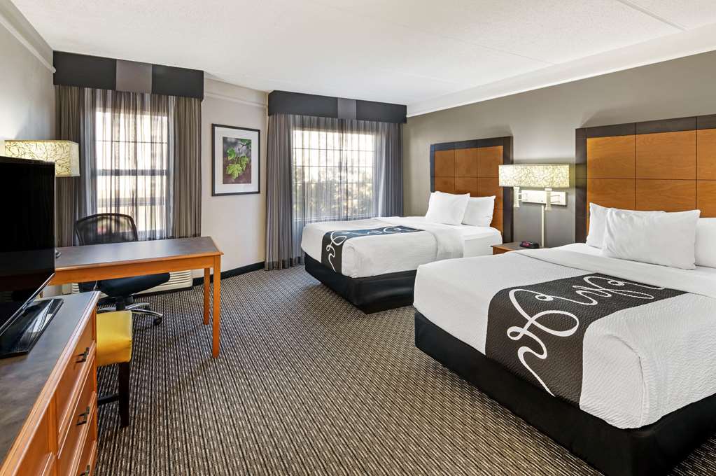 La Quinta Inn & Suites Macon - thumb 6