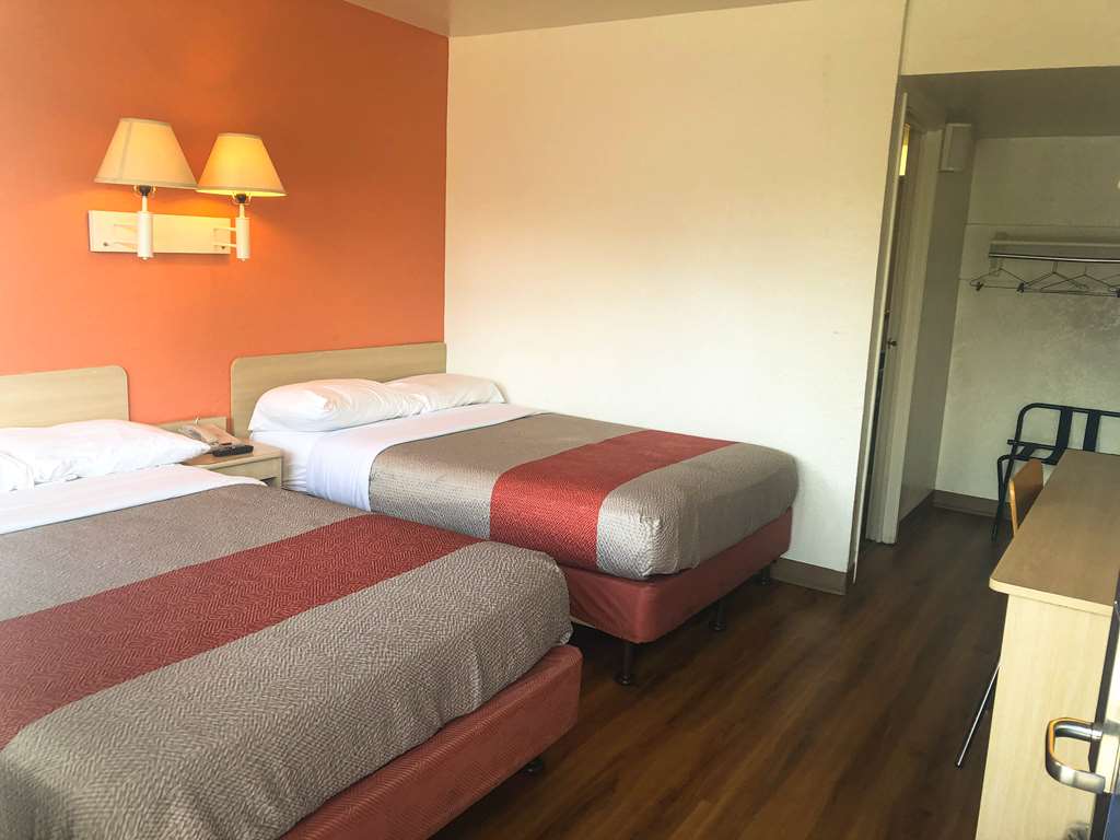 Motel 6 Jacksonville Orange Park - thumb 3