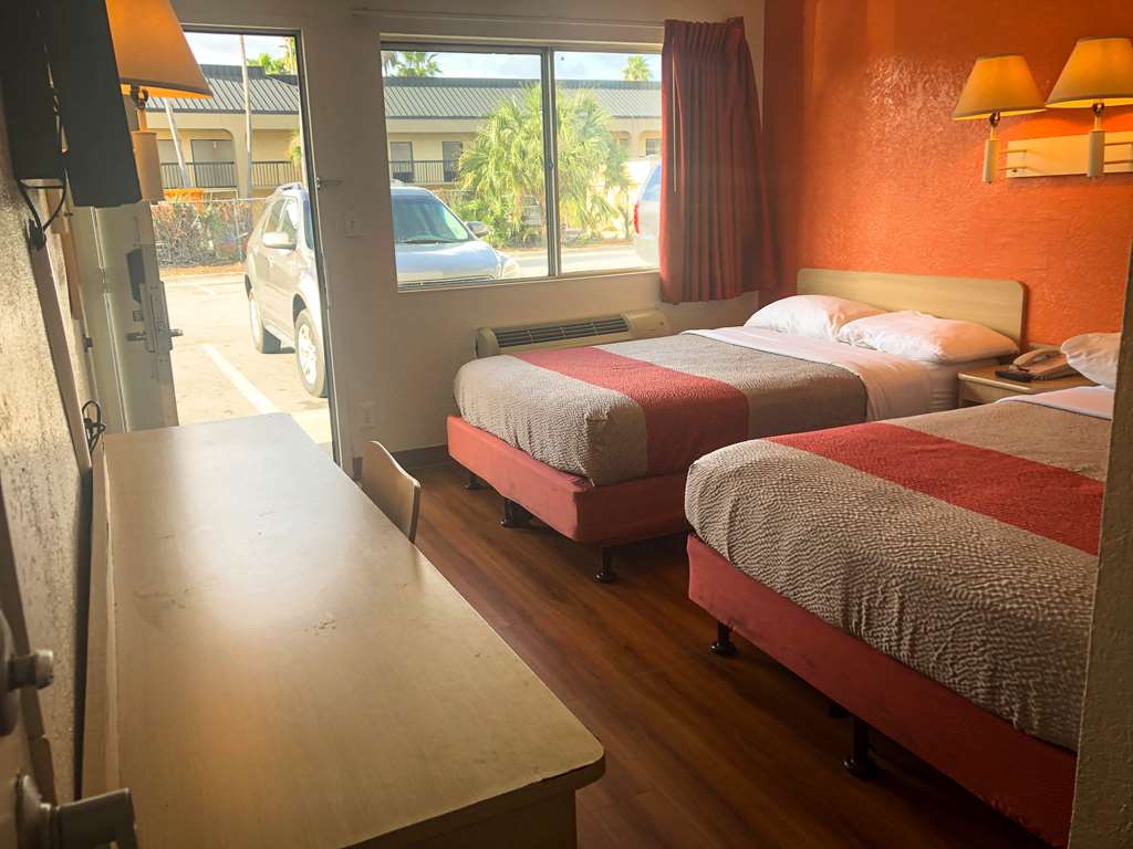 Motel 6 Jacksonville Orange Park - thumb 4