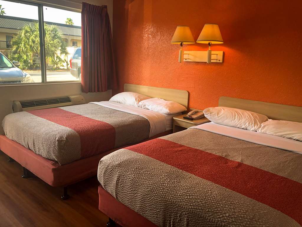 Motel 6 Jacksonville Orange Park - thumb 6