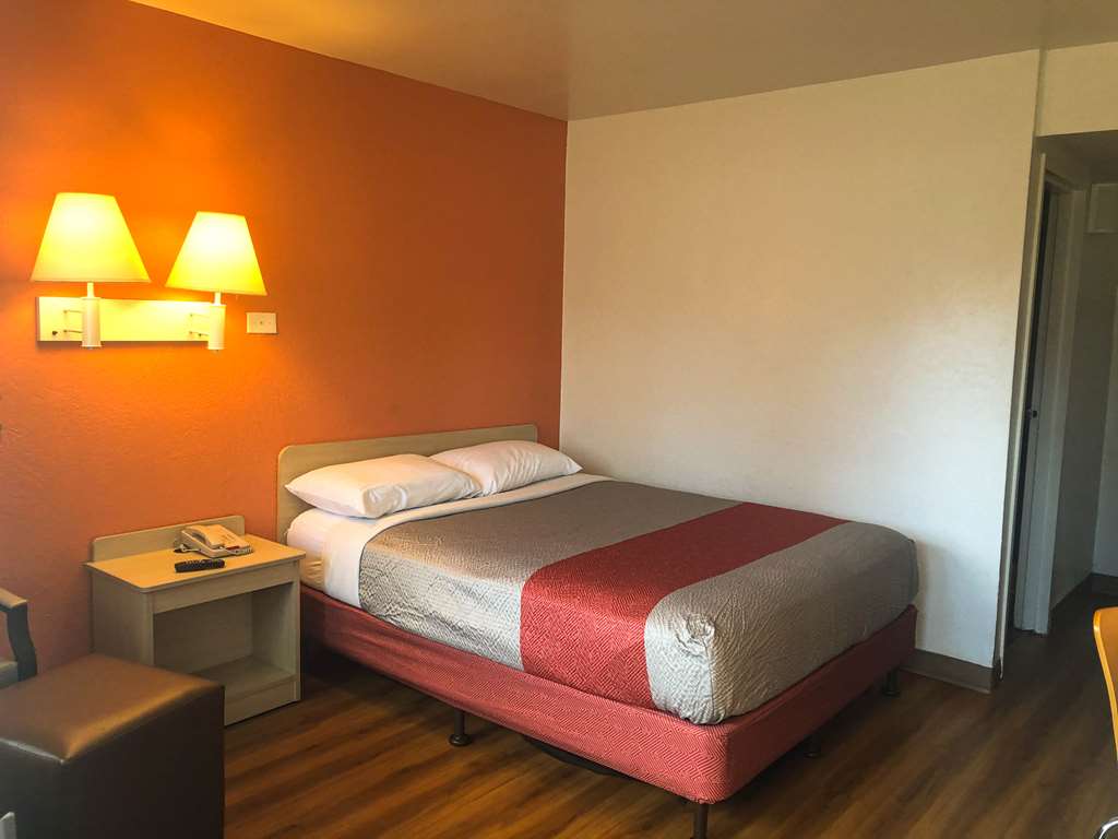 Motel 6 Jacksonville Orange Park - thumb 9