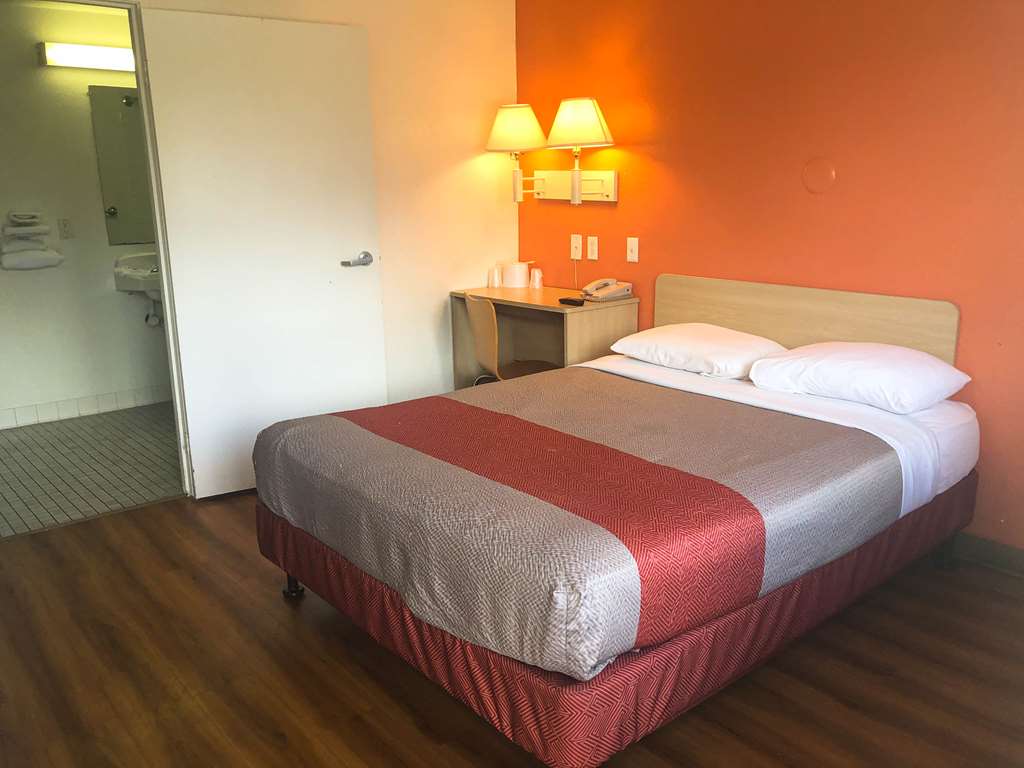 Motel 6 Jacksonville Orange Park - thumb 10