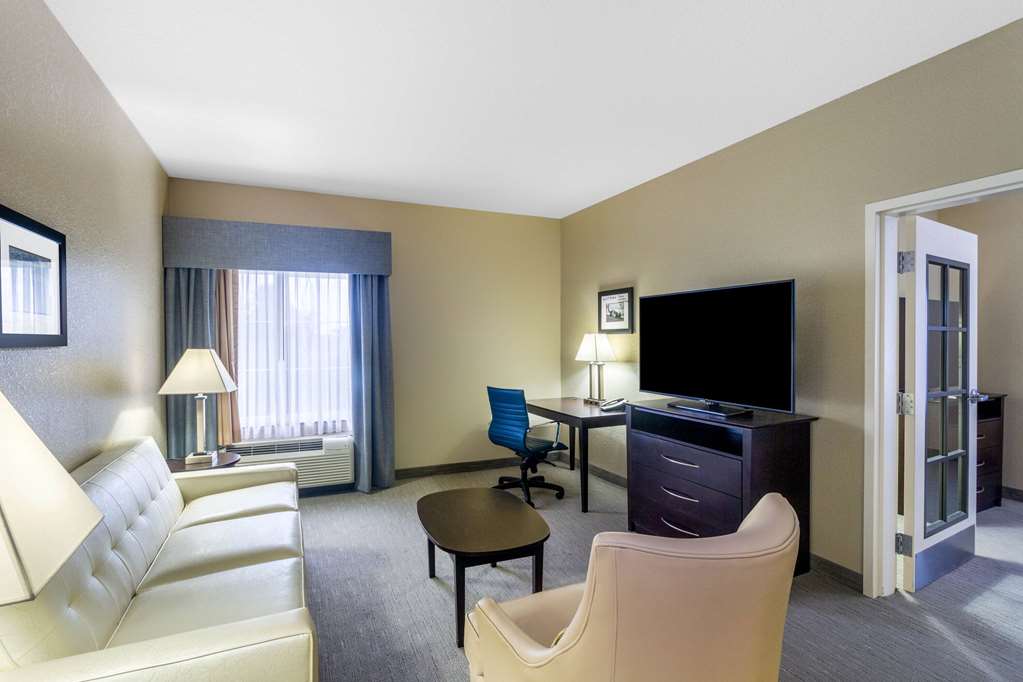 La Quinta Inn & Suites Sebring - thumb 13