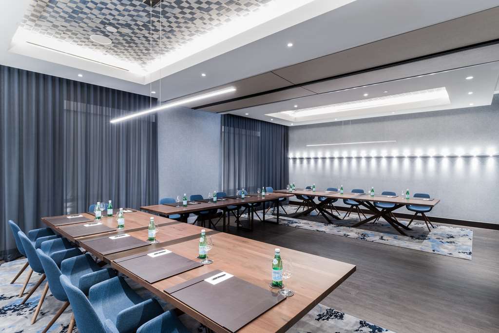 Innovation Hotel - thumb 7