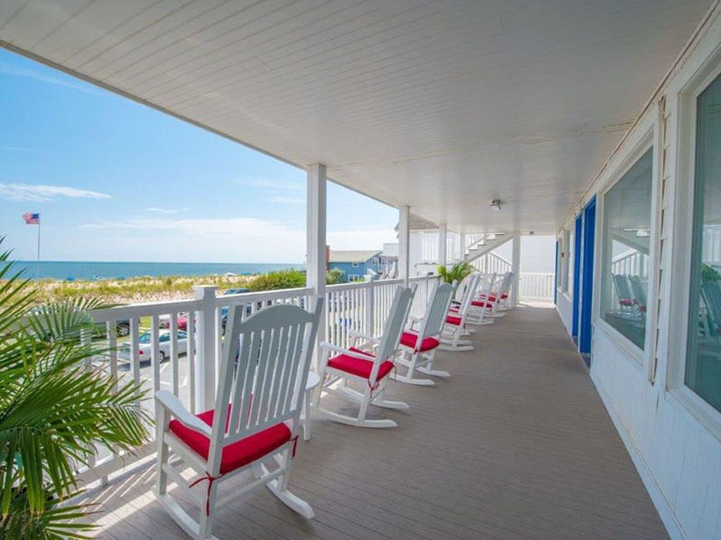 Adams Ocean Front Resort - thumb 0