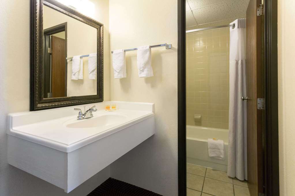 Days Inn By Wyndham, Fort Collins - thumb 9