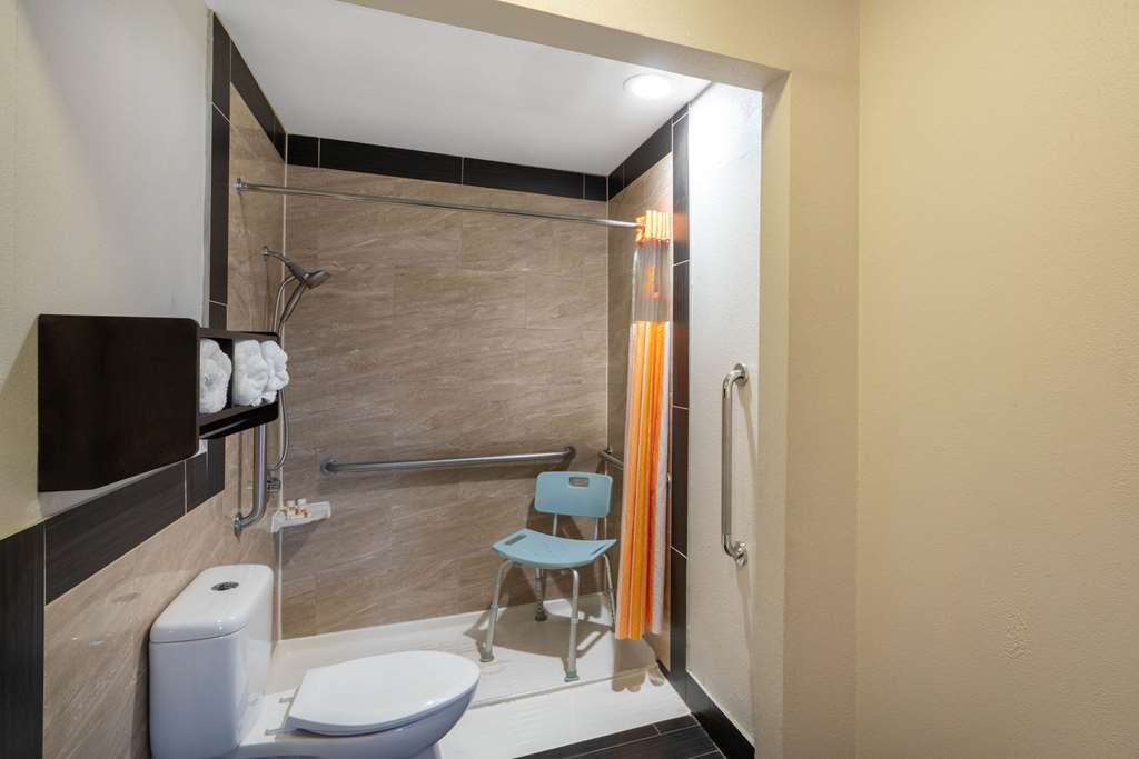 La Quinta Inn Fort Collins - thumb 6