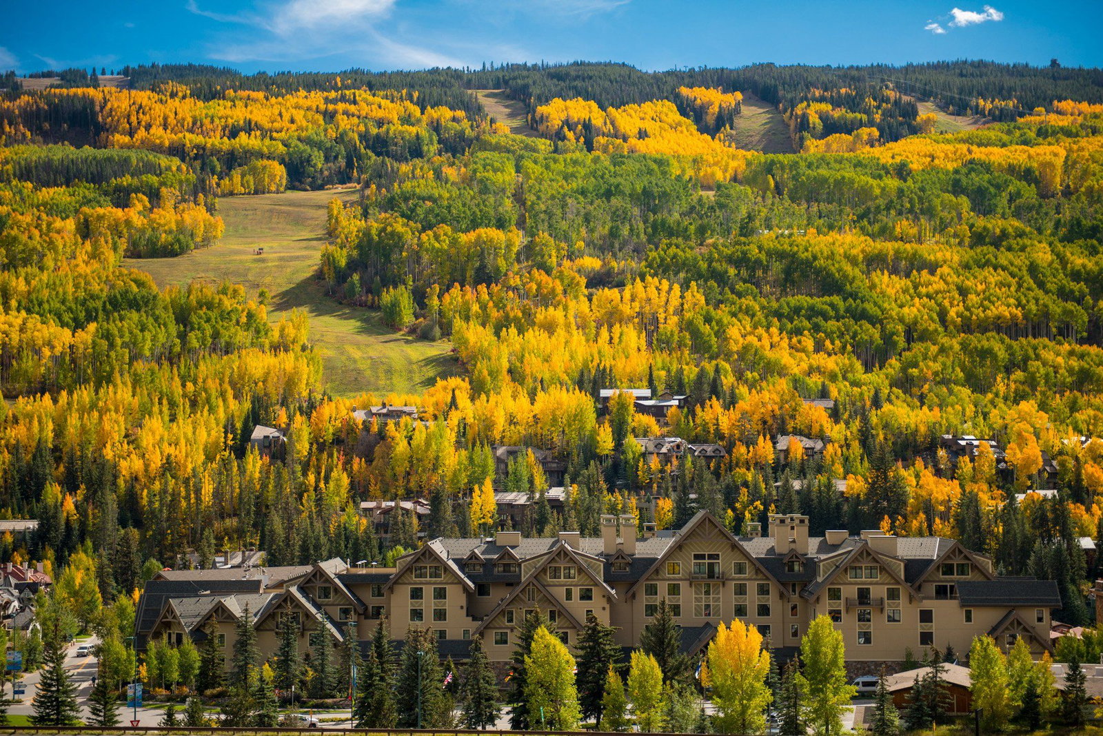 Four Seasons Resort Vail - thumb 1