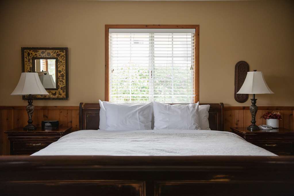 J Patrick House & Inn - thumb 2
