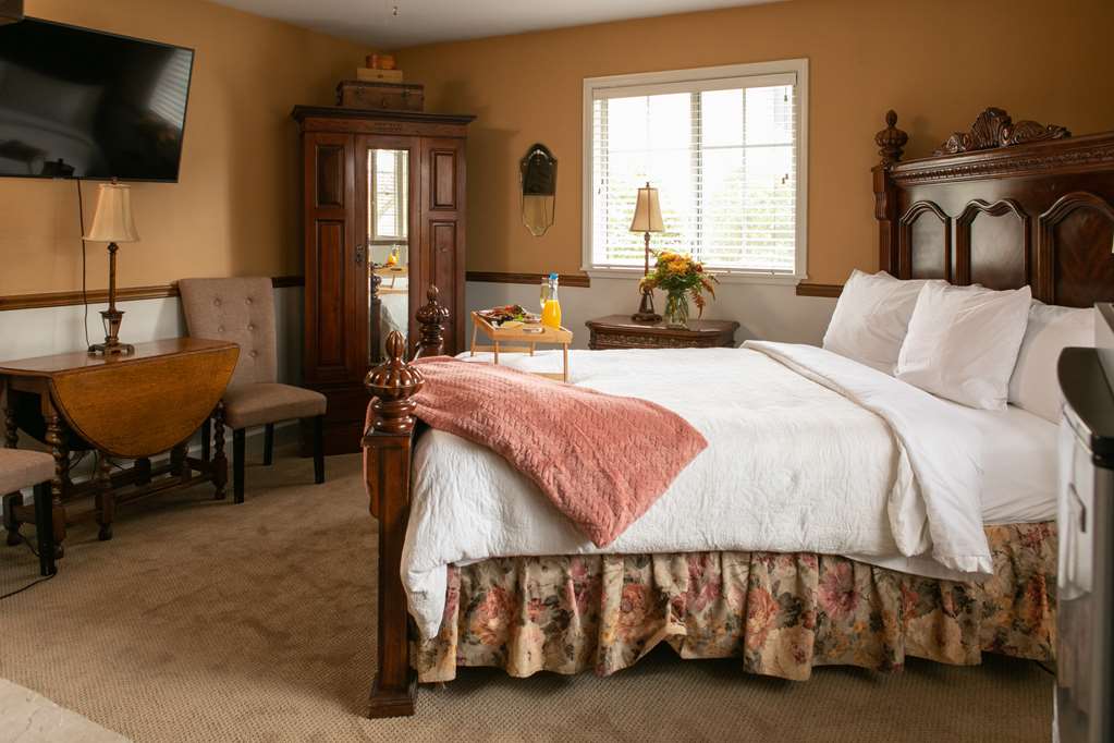 J Patrick House & Inn - thumb 5