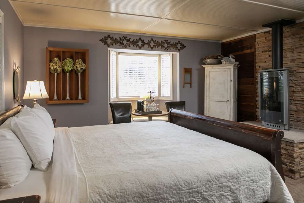J Patrick House & Inn - thumb 8