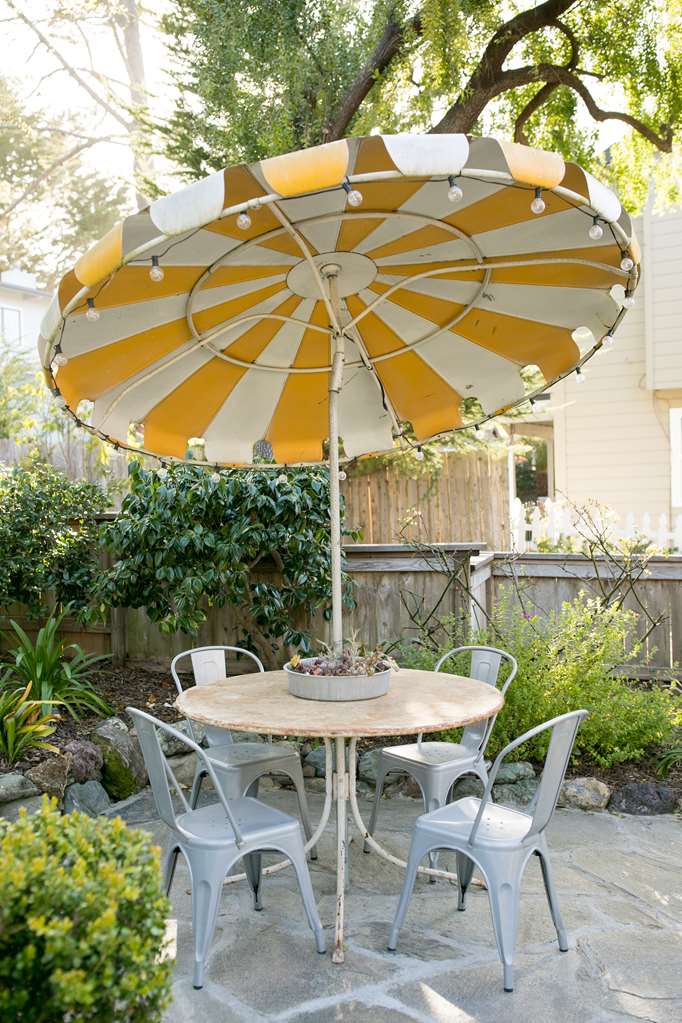 J Patrick House & Inn - thumb 12
