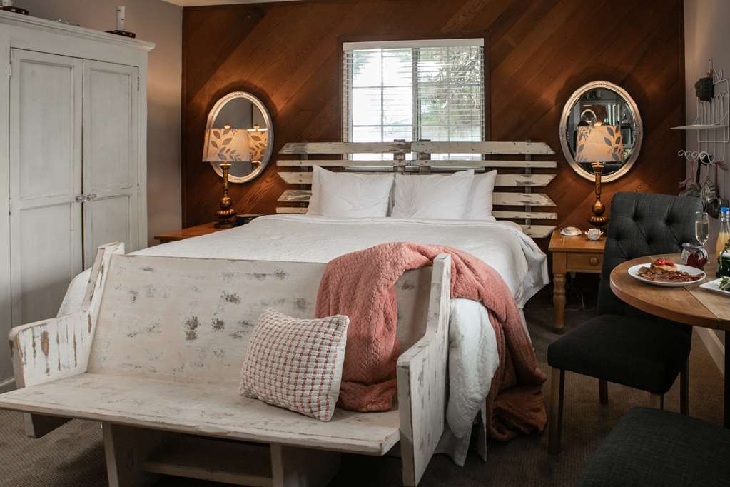 J Patrick House & Inn - thumb 14