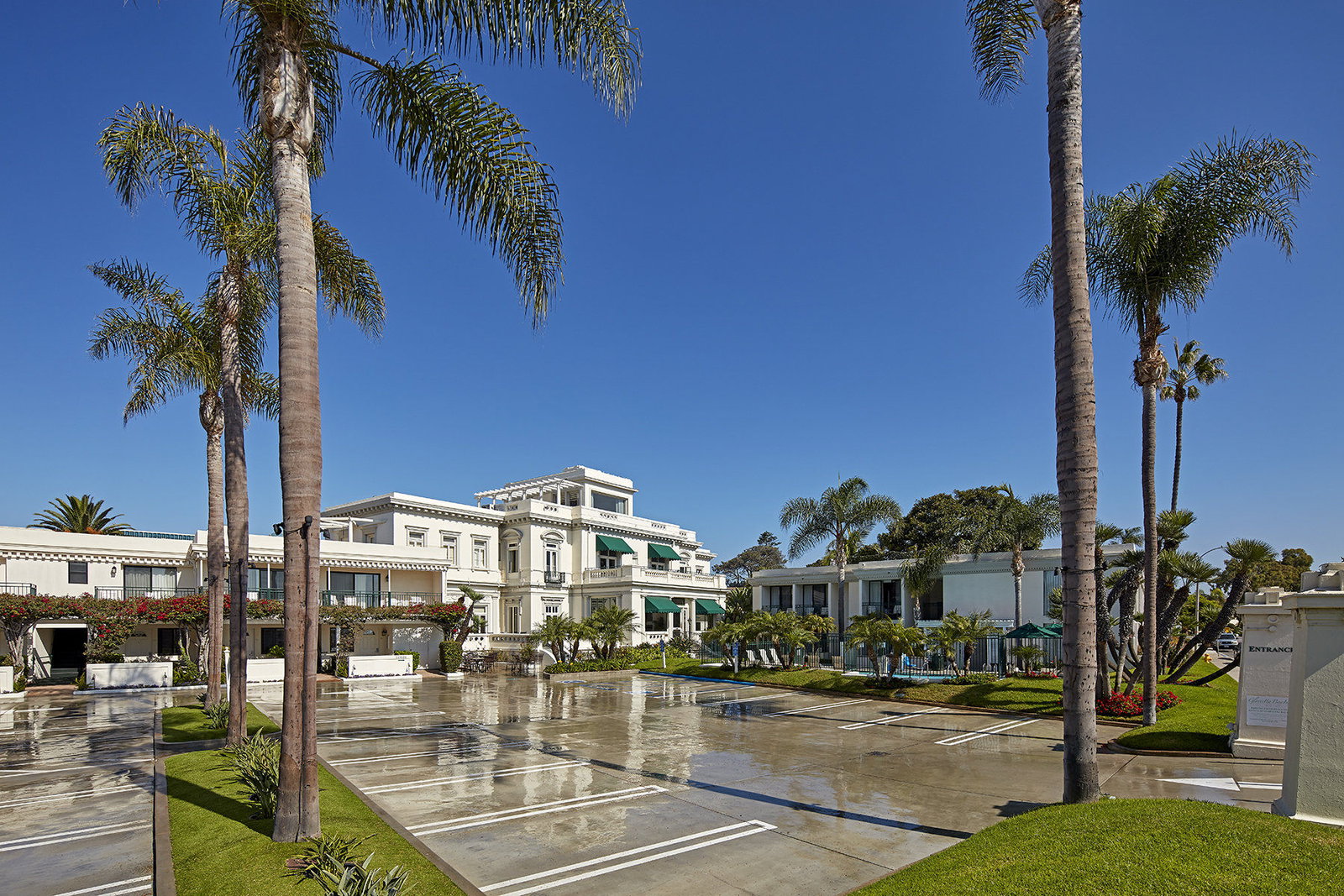 Glorietta Bay Inn - thumb 2
