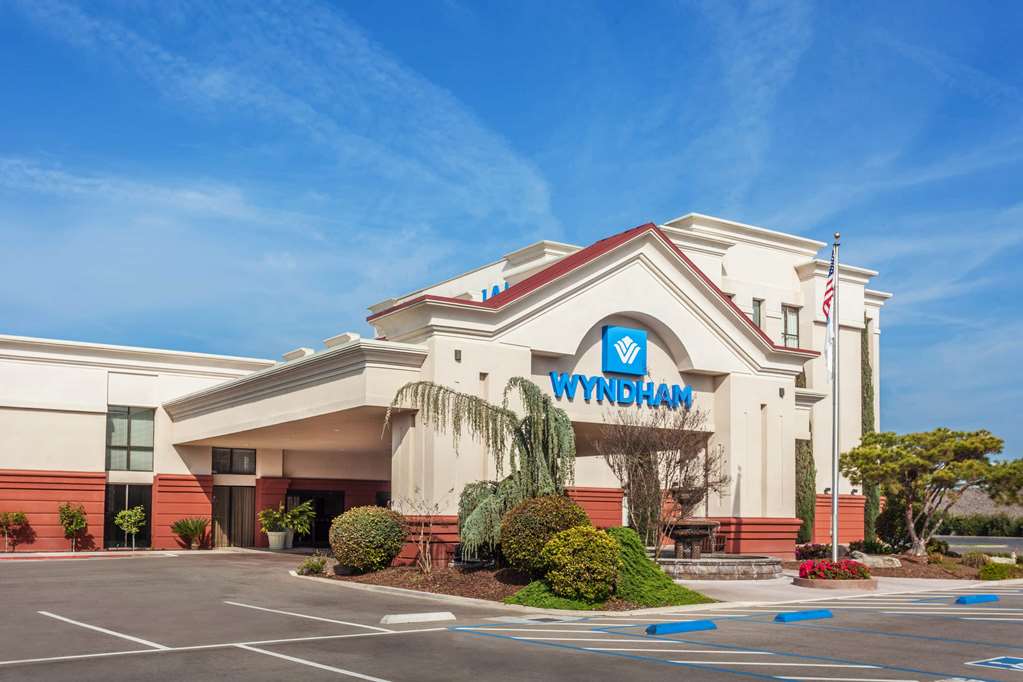 Wyndham Visalia - thumb 0