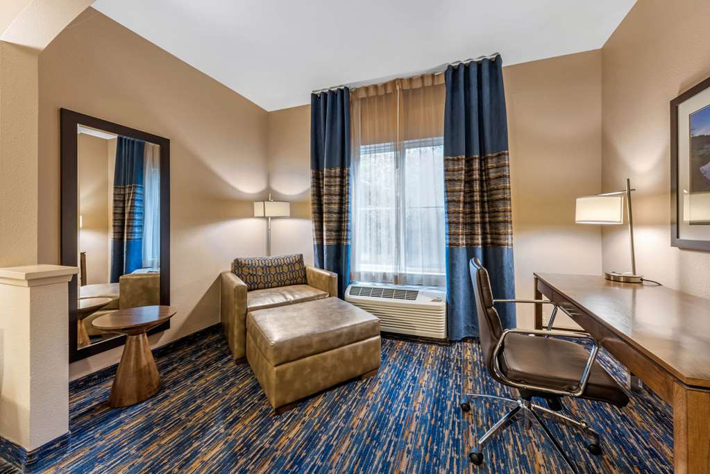 Comfort Inn - thumb 17