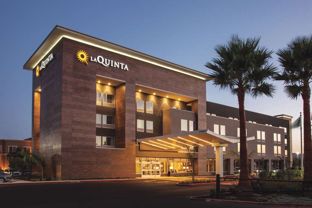 La Quinta Inn & Suites Morgan Hill - thumb 1