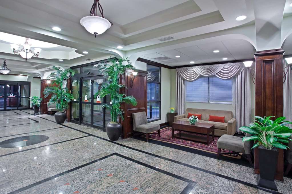 La Quinta Inn & Suites Downtown - thumb 3