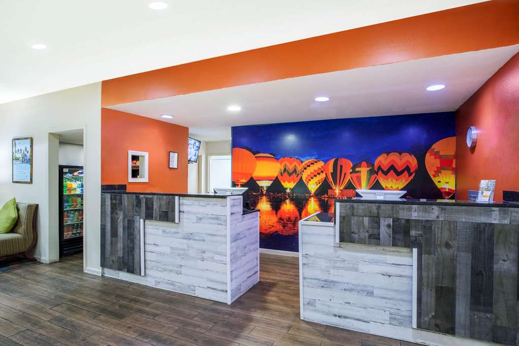 La Quinta Inn Decatur - thumb 4
