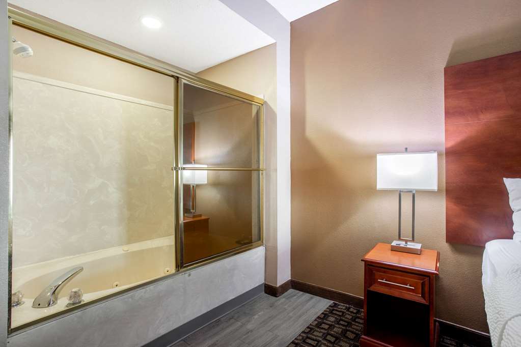 La Quinta Inn Decatur - thumb 13