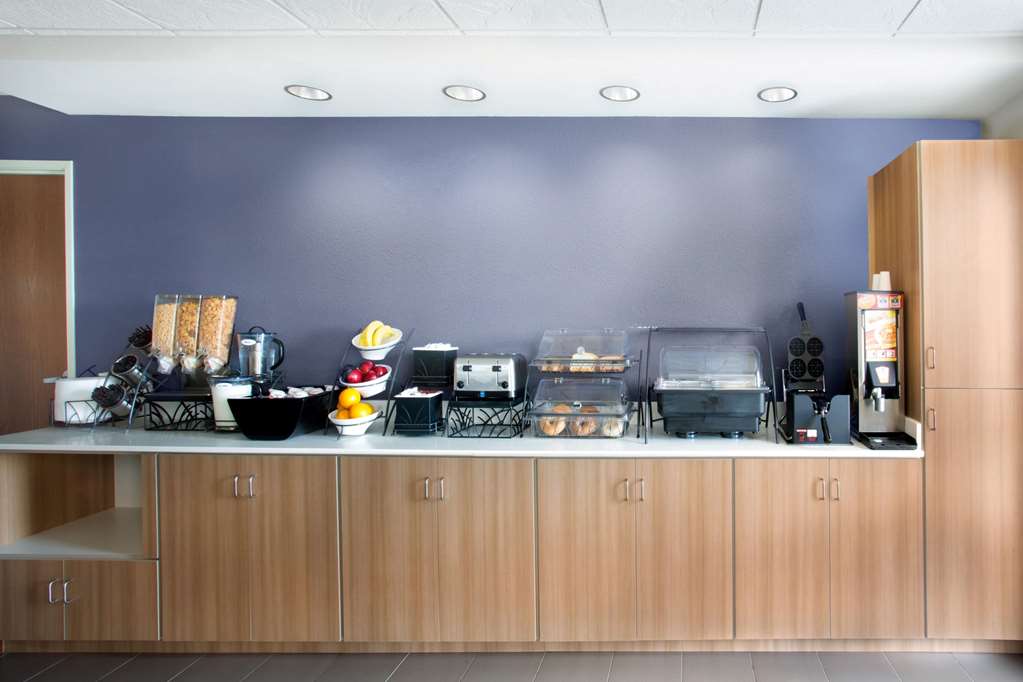 Microtel Inn & Suites By Wyndham Naples - thumb 15