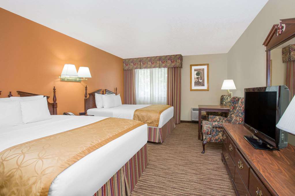 Days Inn & Suites Red Rock-Gallup - thumb 6