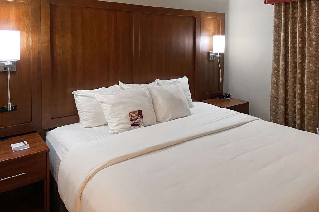 Comfort Suites - thumb 4