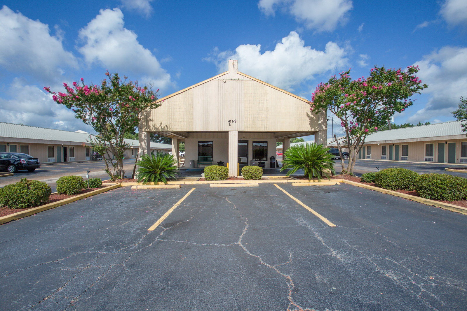 OYO Hotel Brookhaven - thumb 1