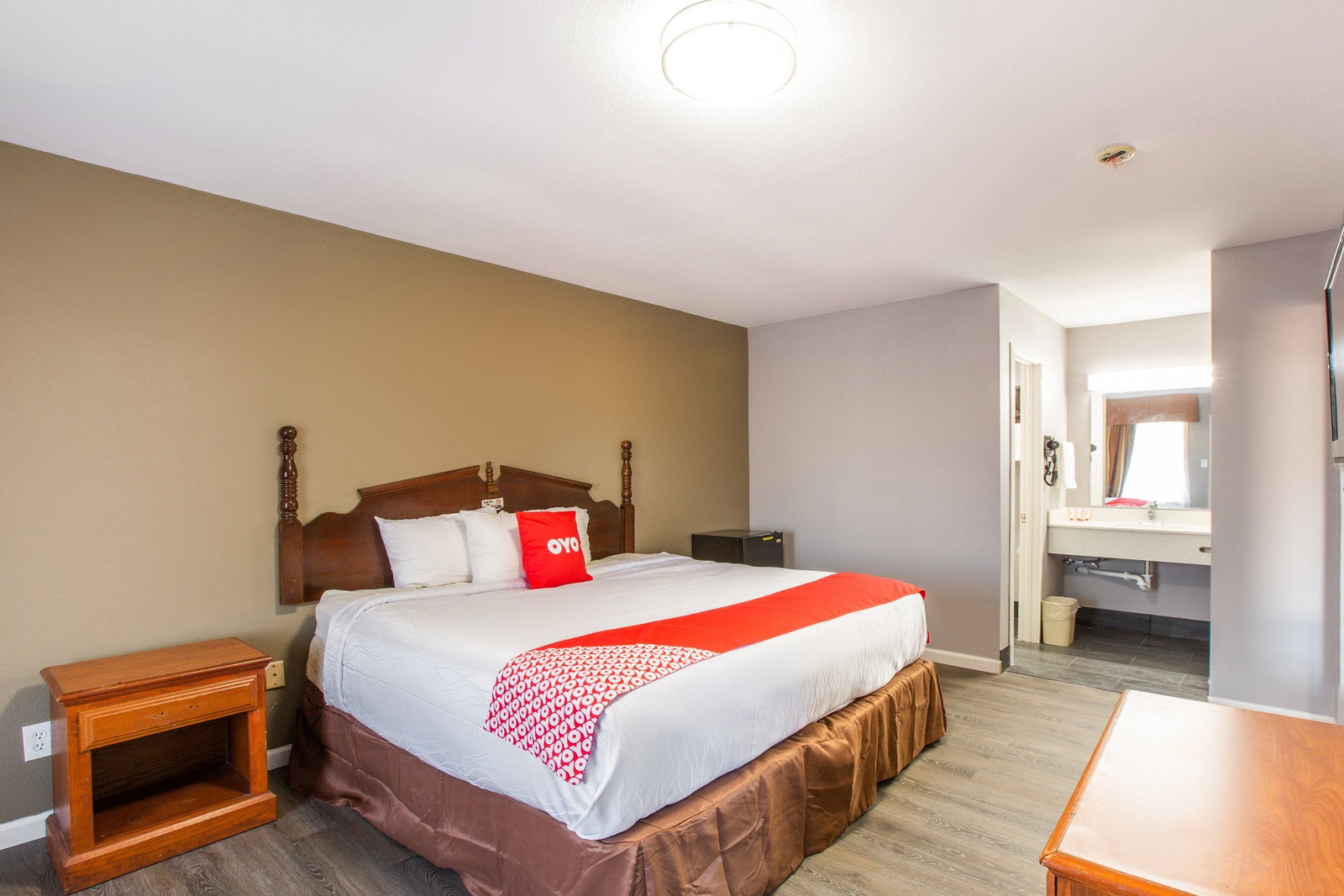 OYO Hotel Brookhaven - thumb 6