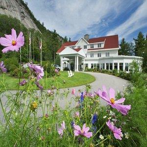 White Mountain Hotel And Resort - thumb 2