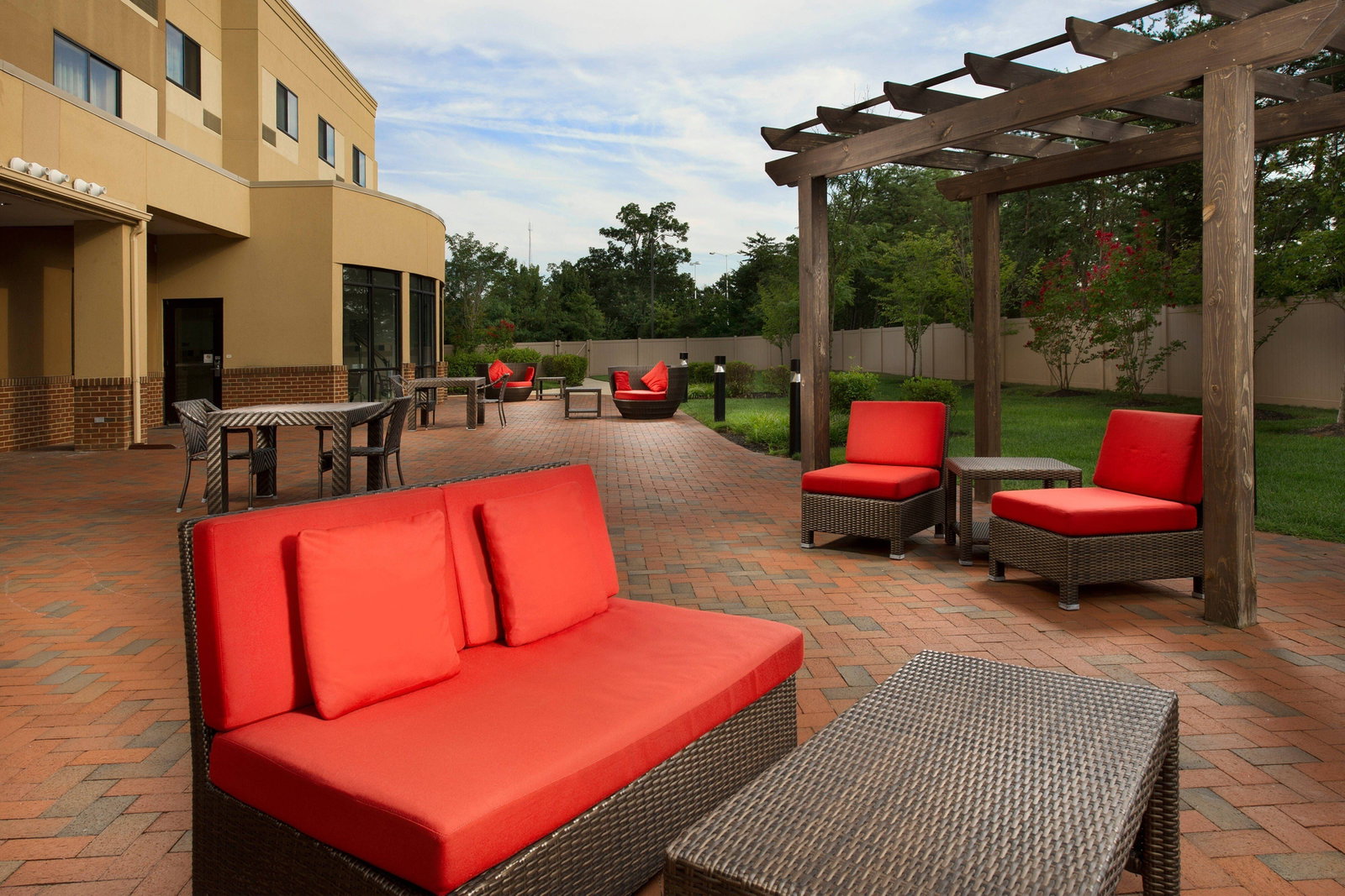 Courtyard By Marriott Waldorf - thumb 1